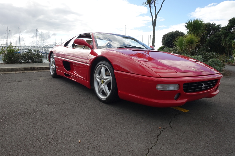 Ferrari 355 GTB