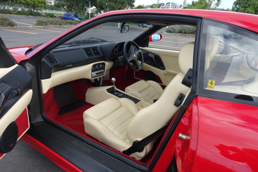 Ferrari 355 GTB