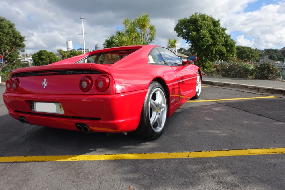 Ferrari 355 GTB