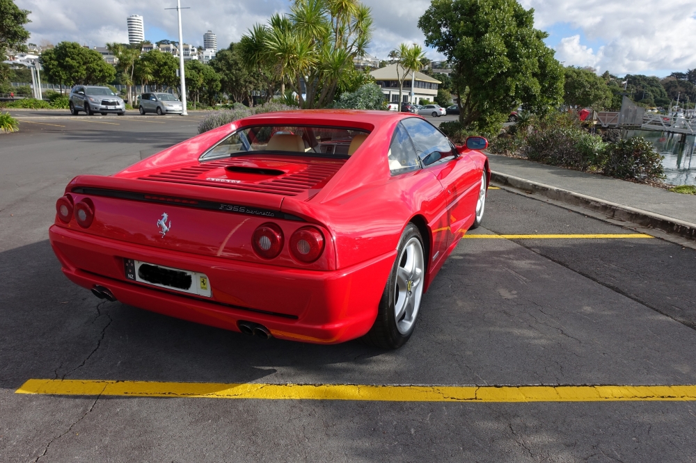Ferrari 355 GTB
